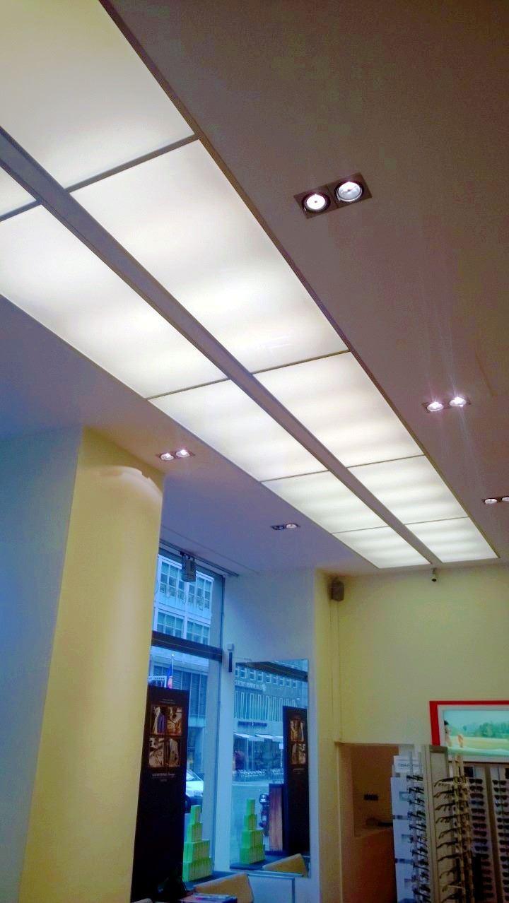 LED-Beleuchtung Ladengeschäft Umrüstung auf LED T8-Röhren