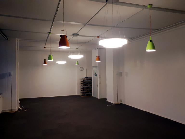 LED-Geschäftsbeleuchtung LED Lampen Architektendesign, Büro als individuelle Anfertigung mit Beschriftung